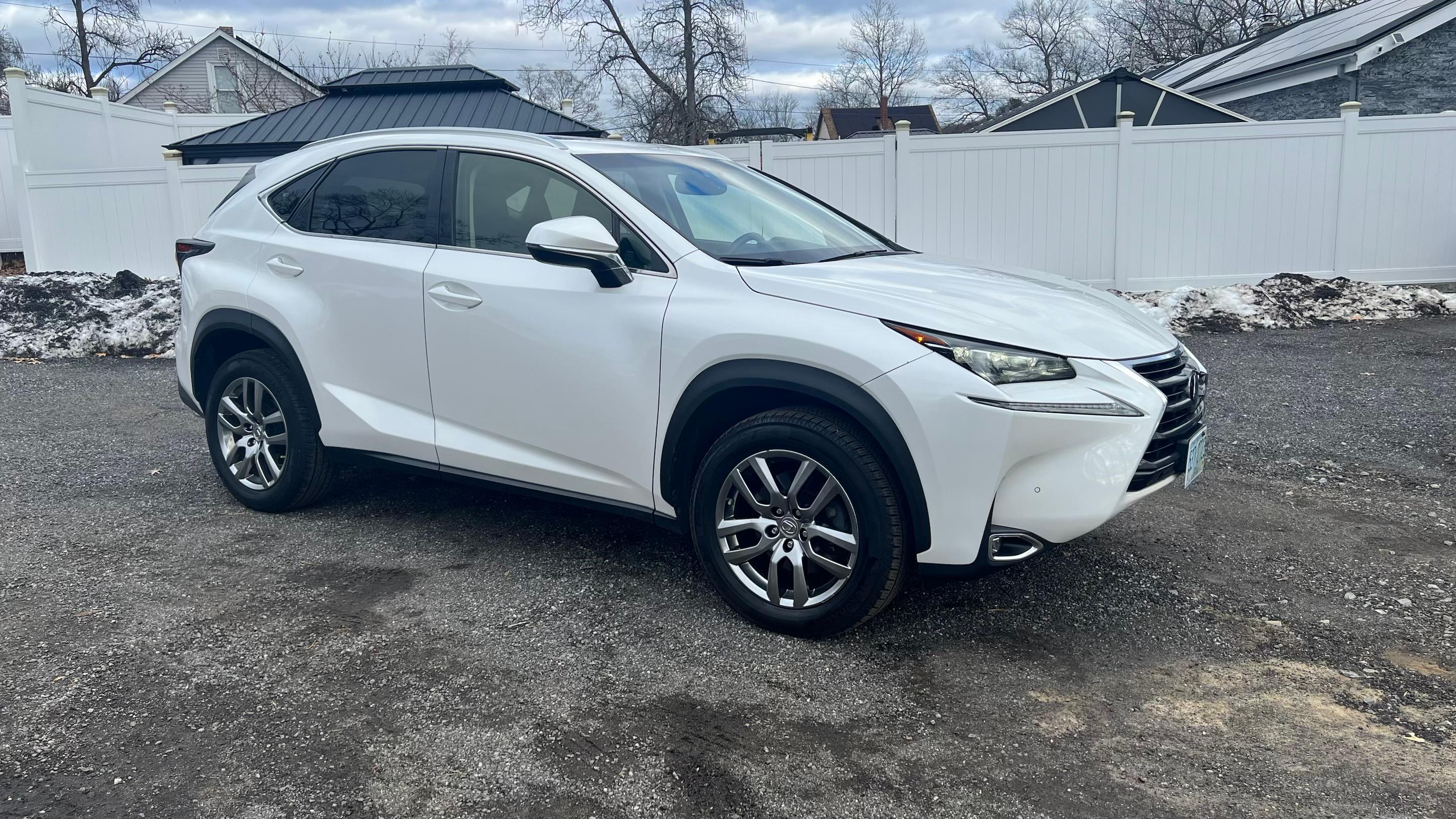 Lexus NX 2015 in 