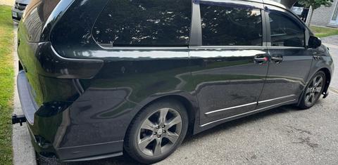 Toyota Sienna 2015