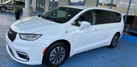 Chrysler Pacifica 2022