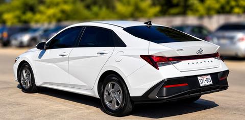 Hyundai Elantra 2026