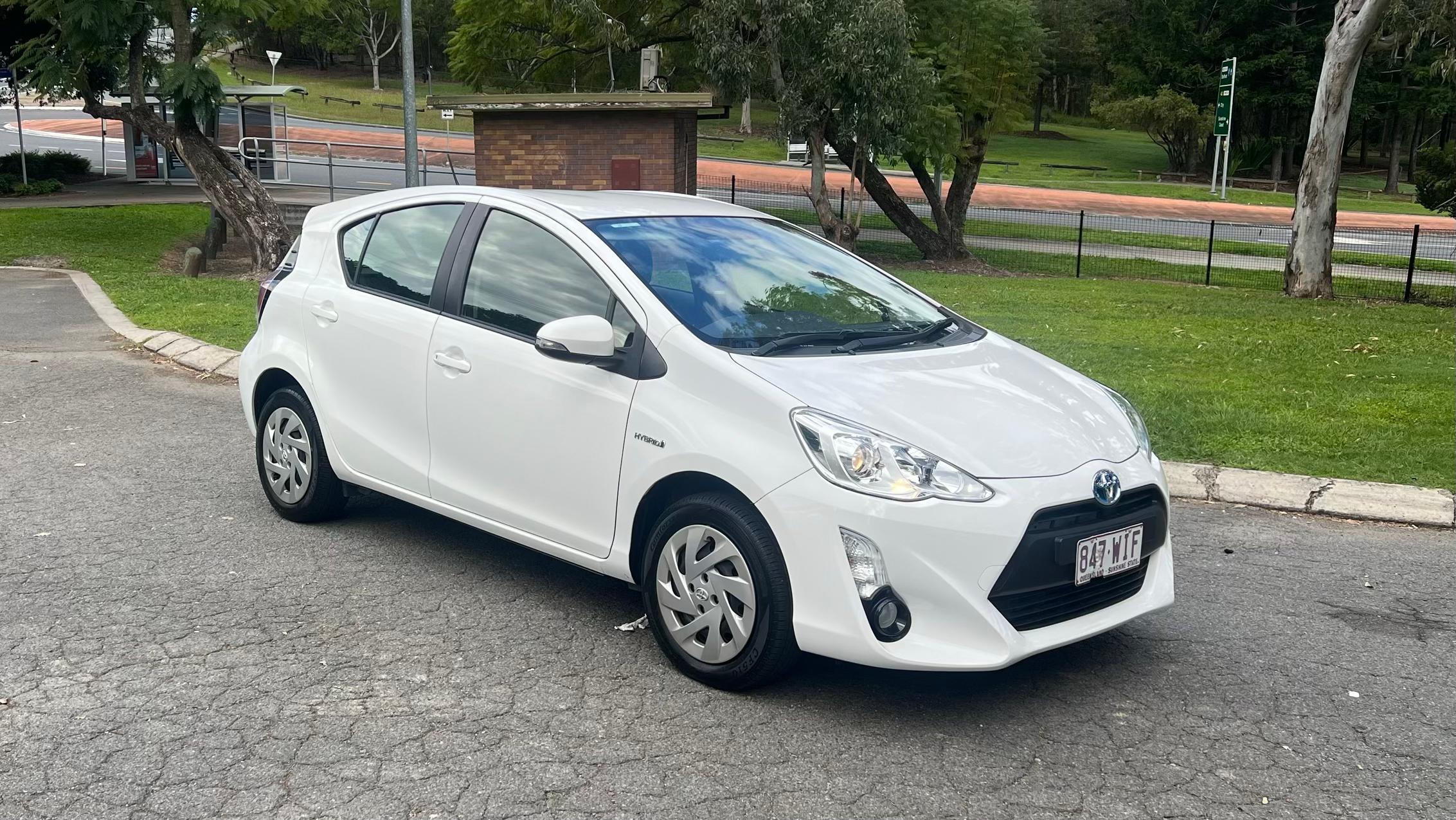 Toyota PRIUS-C 2016 in Aspley