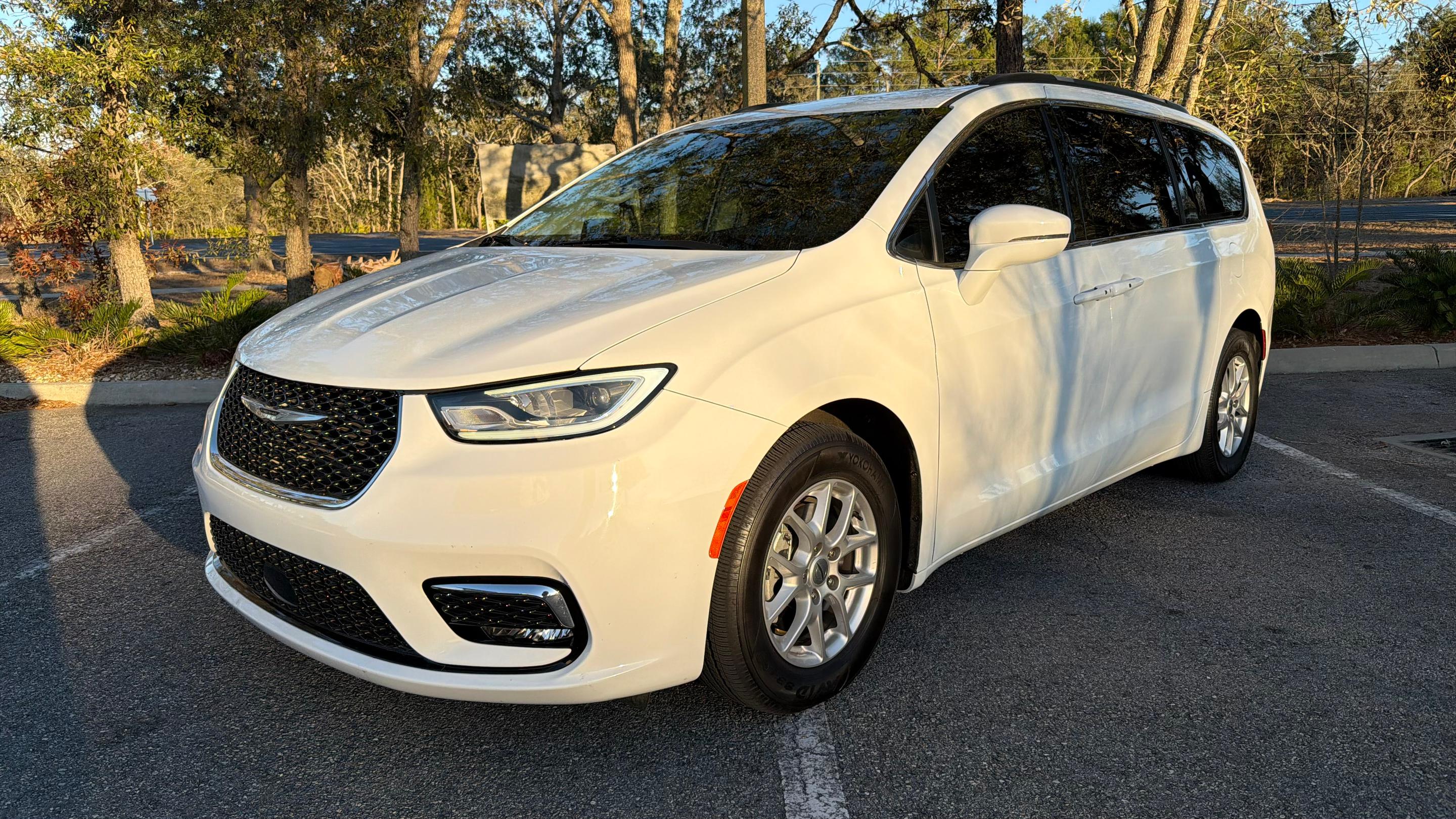 Chrysler Pacifica 2022 in 