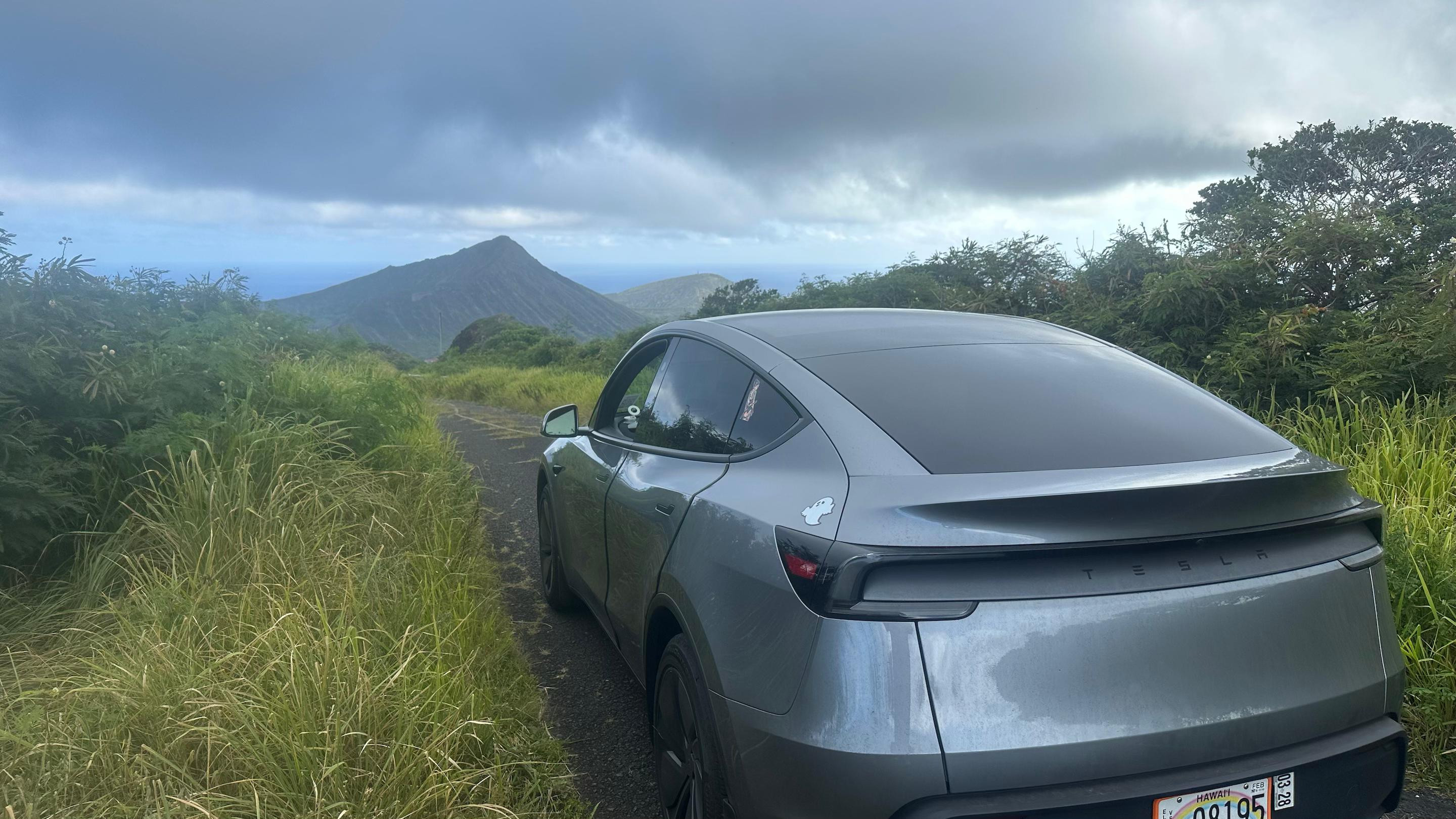 Tesla Model Y 2026 in Honolulu, HI