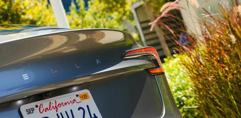 Tesla Model 3 2024