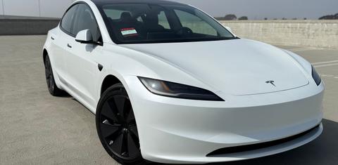 Tesla Model 3 2025
