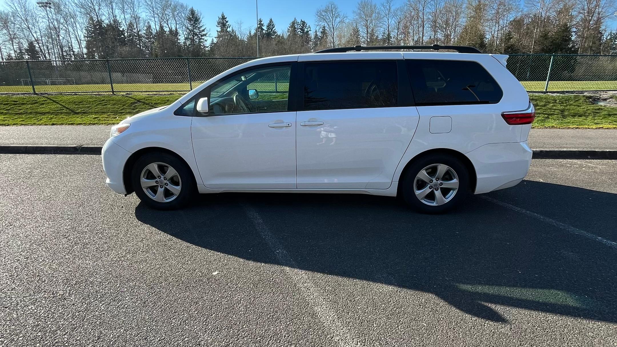 Toyota Sienna 2017 in Federal Way, WA