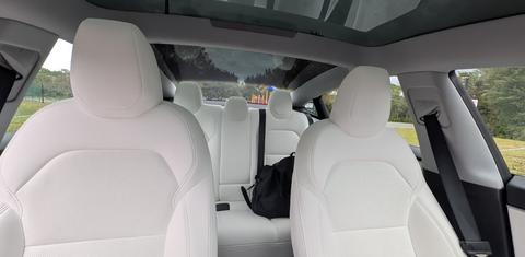 Tesla Model 3 2025