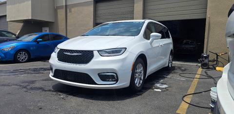 Chrysler Pacifica 2022