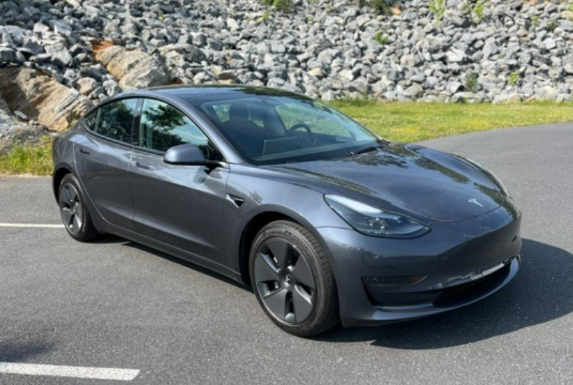 Tesla Model 3 2023 in 