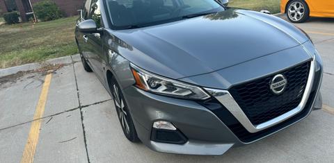 Nissan Altima 2022