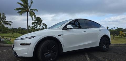 Tesla Model Y 2026