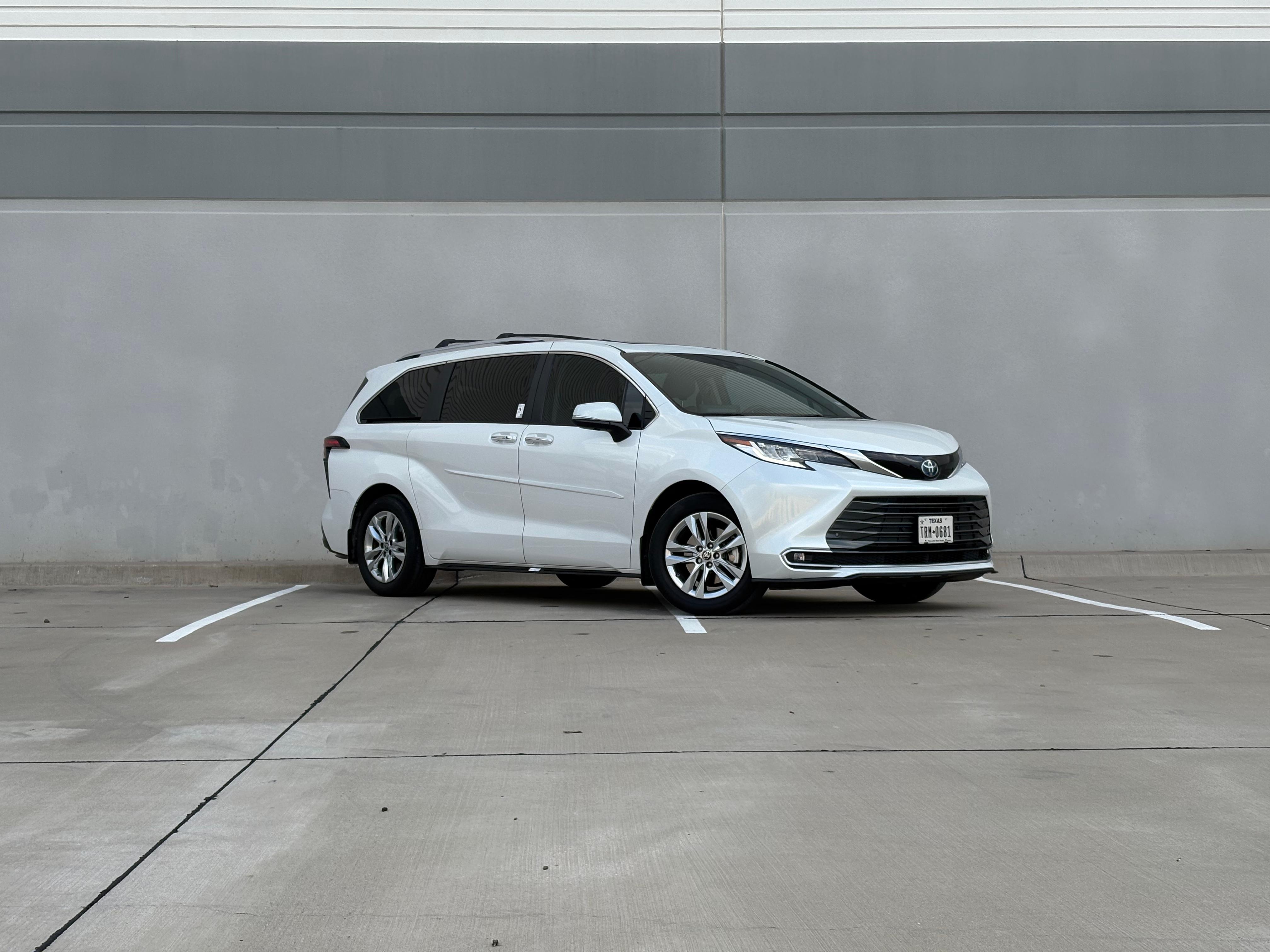 Toyota Sienna 2024 in 