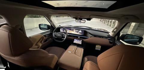 INFINITI QX80 2025