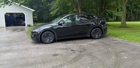 Tesla Model Y 2026
