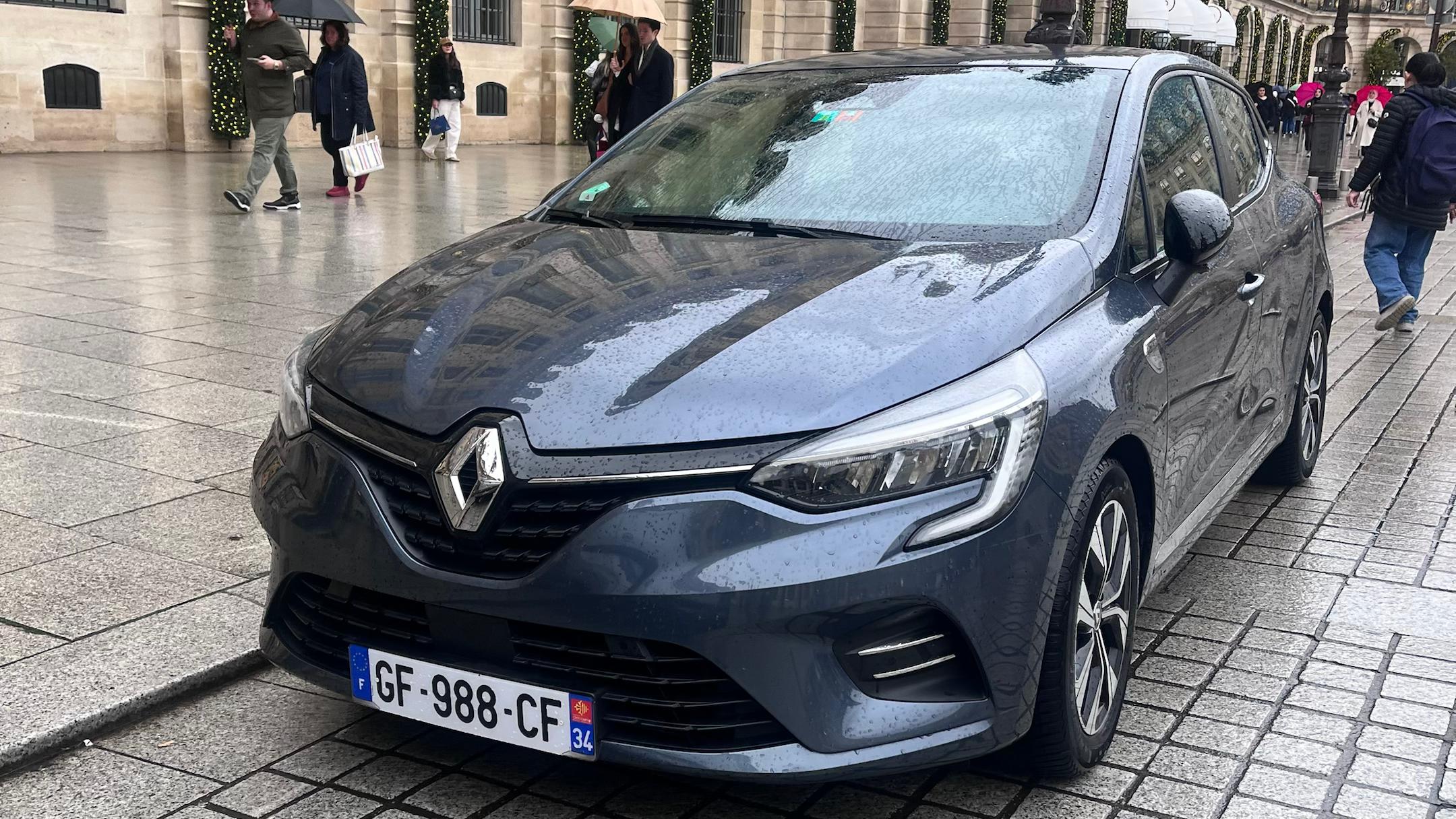 Renault CLIO V 2022 in Fresnes