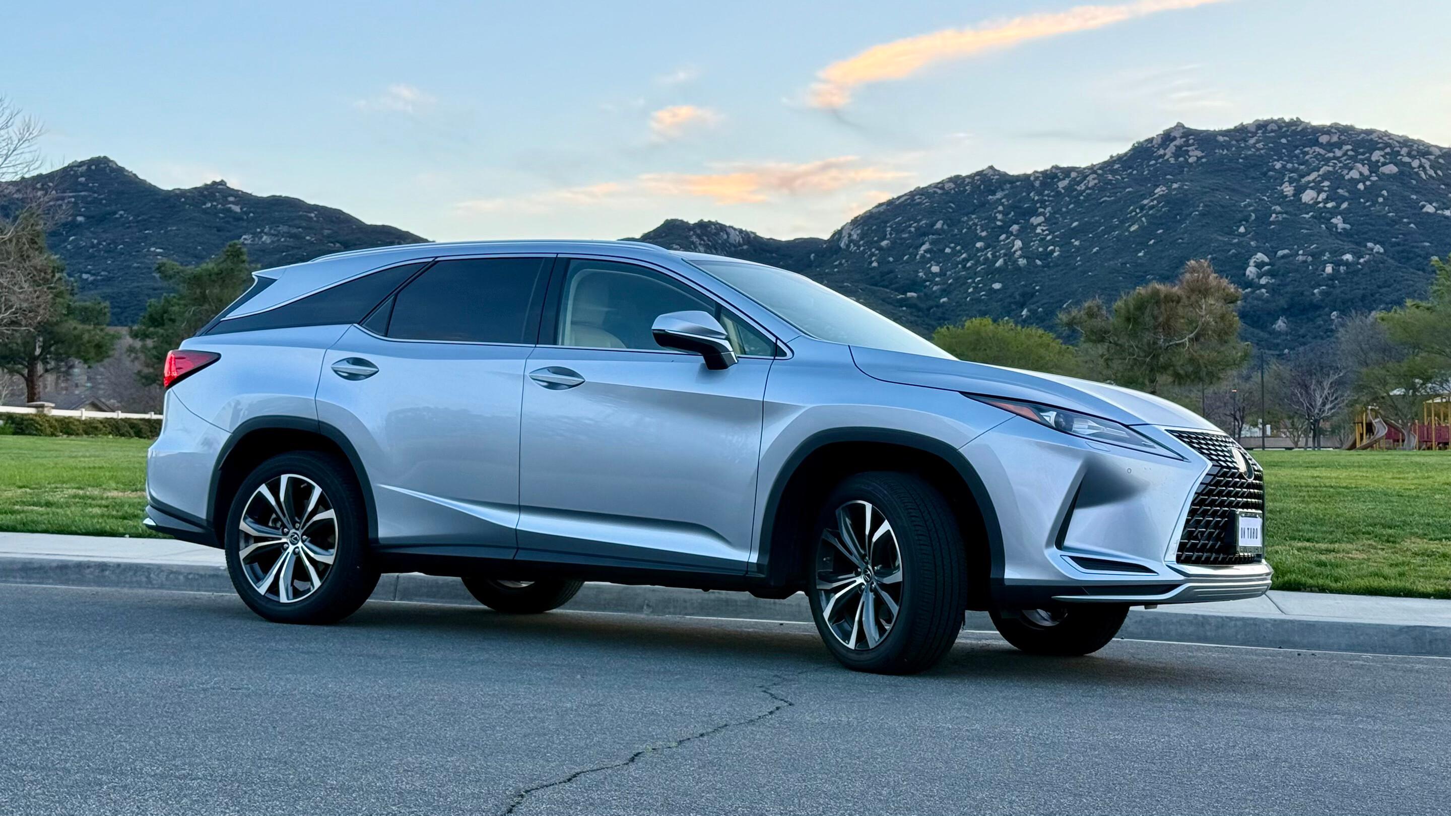 Lexus RX 2022 in 