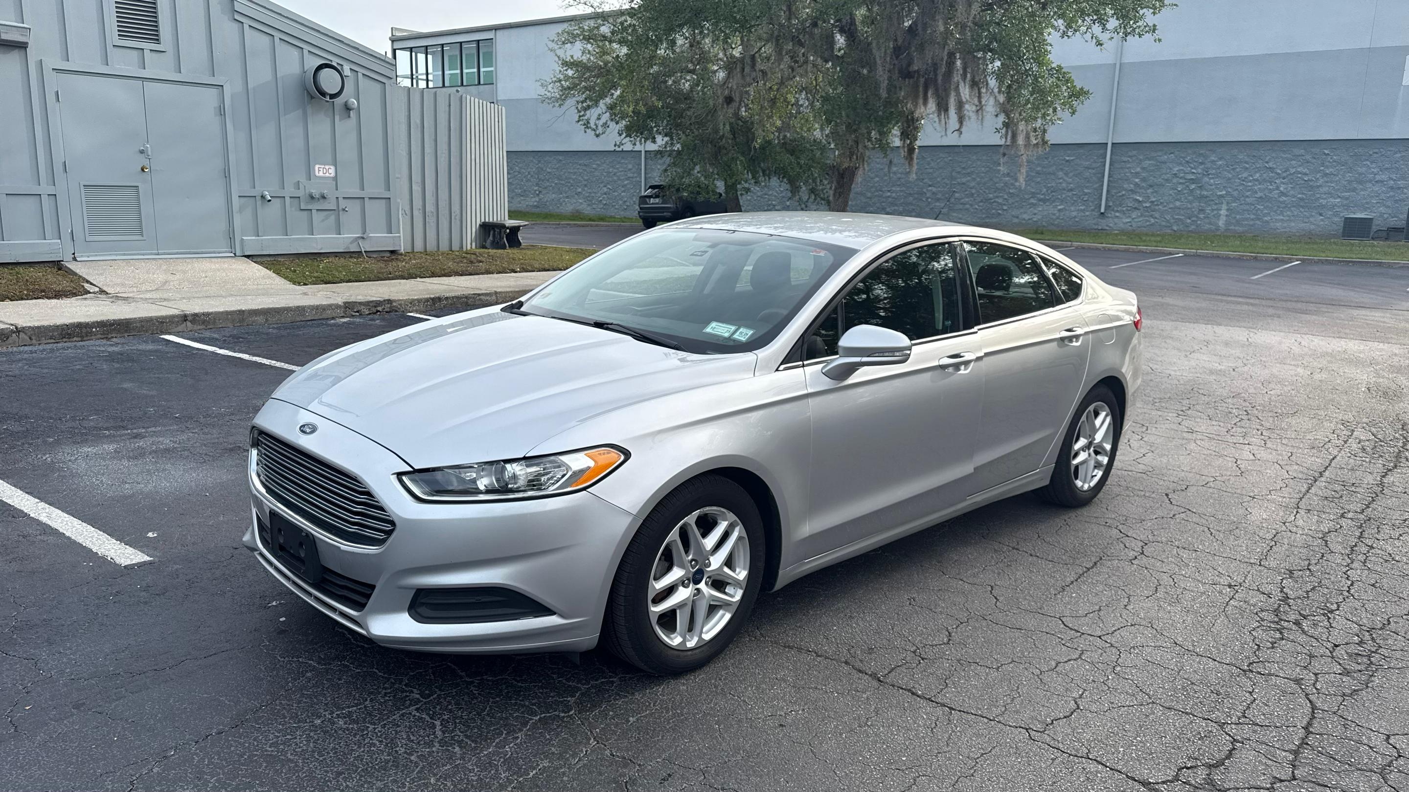 Ford Fusion 2016 in 
