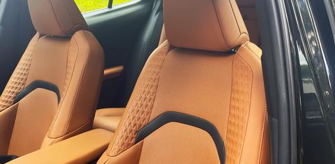 Lexus UX 2019