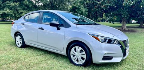 Nissan Versa 2020