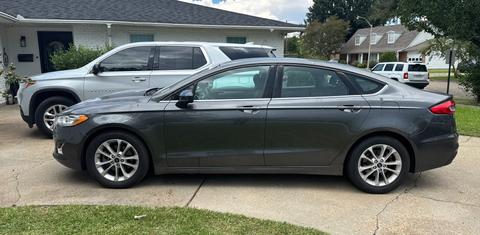 Ford Fusion 2020