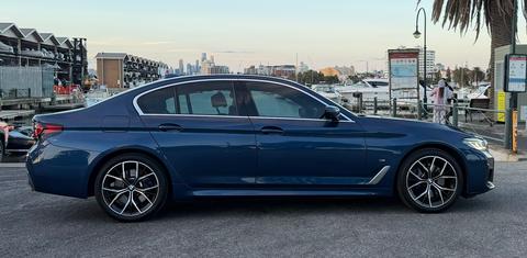 BMW 5 SERIES 2022