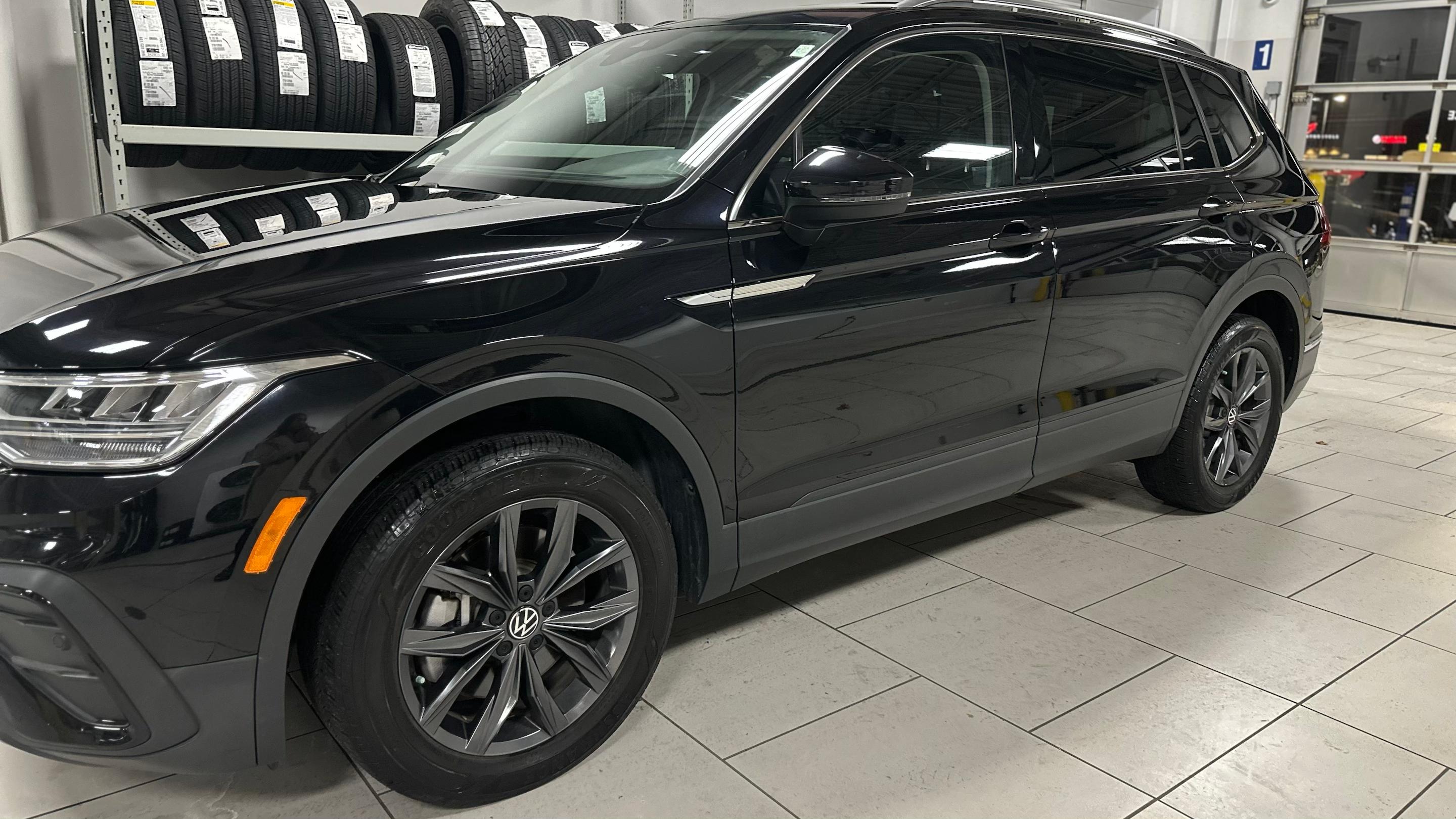 Volkswagen Tiguan 2022 in Oak Park, IL