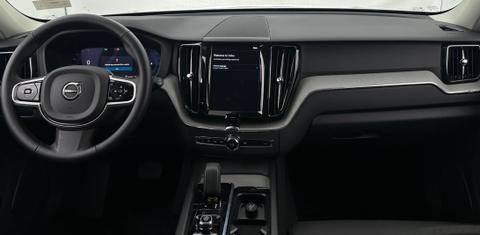 Volvo XC60 2025