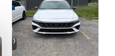 Hyundai Elantra 2025