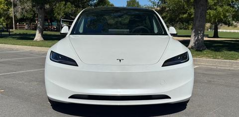 Tesla Model 3 2025