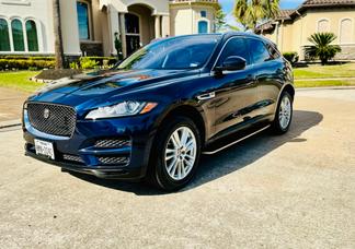 Jaguar F-Pace car