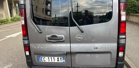 Opel VIVARO 2016