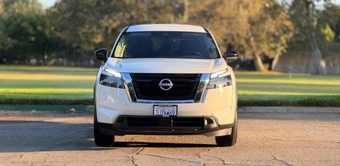 Nissan Pathfinder 2024