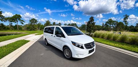 Mercedes-Benz Metris 2023