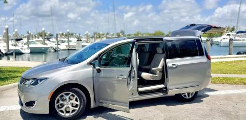 Chrysler Pacifica 2017