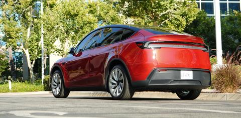 Tesla Model Y 2026