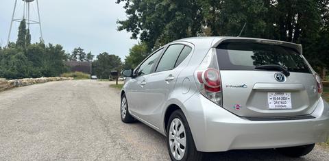 Toyota Prius c 2014