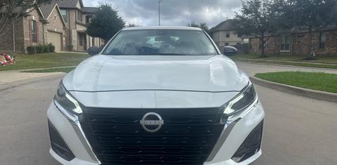 Nissan Altima 2025