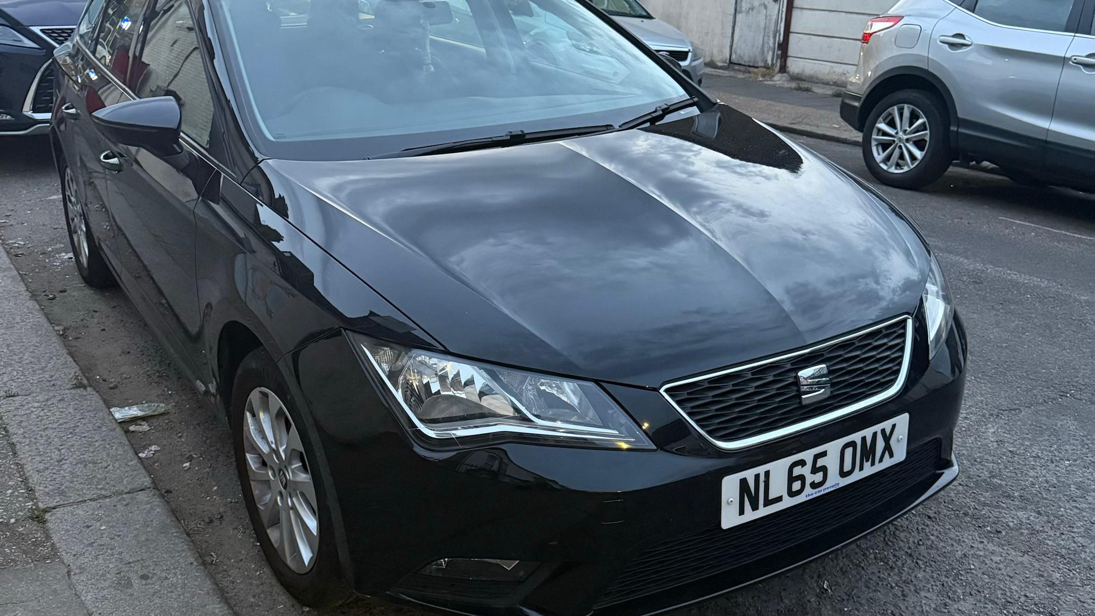 Seat Leon 2015 in London