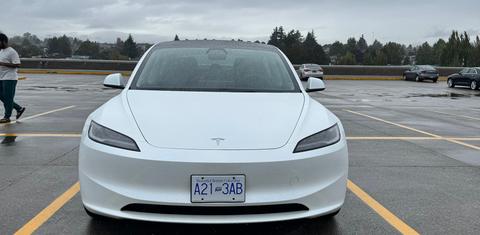 Tesla Model 3 2025