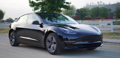 Tesla Model 3 2022