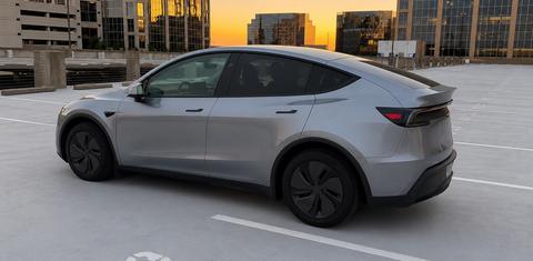 Tesla Model Y 2026