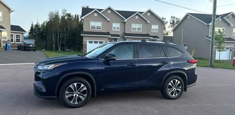 Toyota Highlander Hybrid 2023