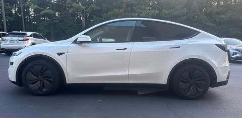 Tesla Model Y 2026