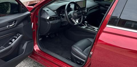 Nissan Altima 2023