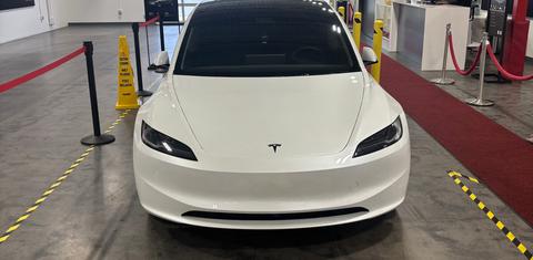 Tesla Model 3 2026