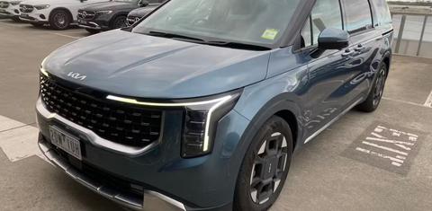 Kia CARNIVAL 2024