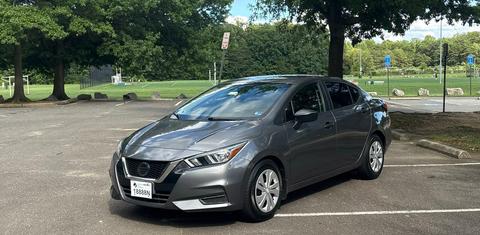 Nissan Versa 2020