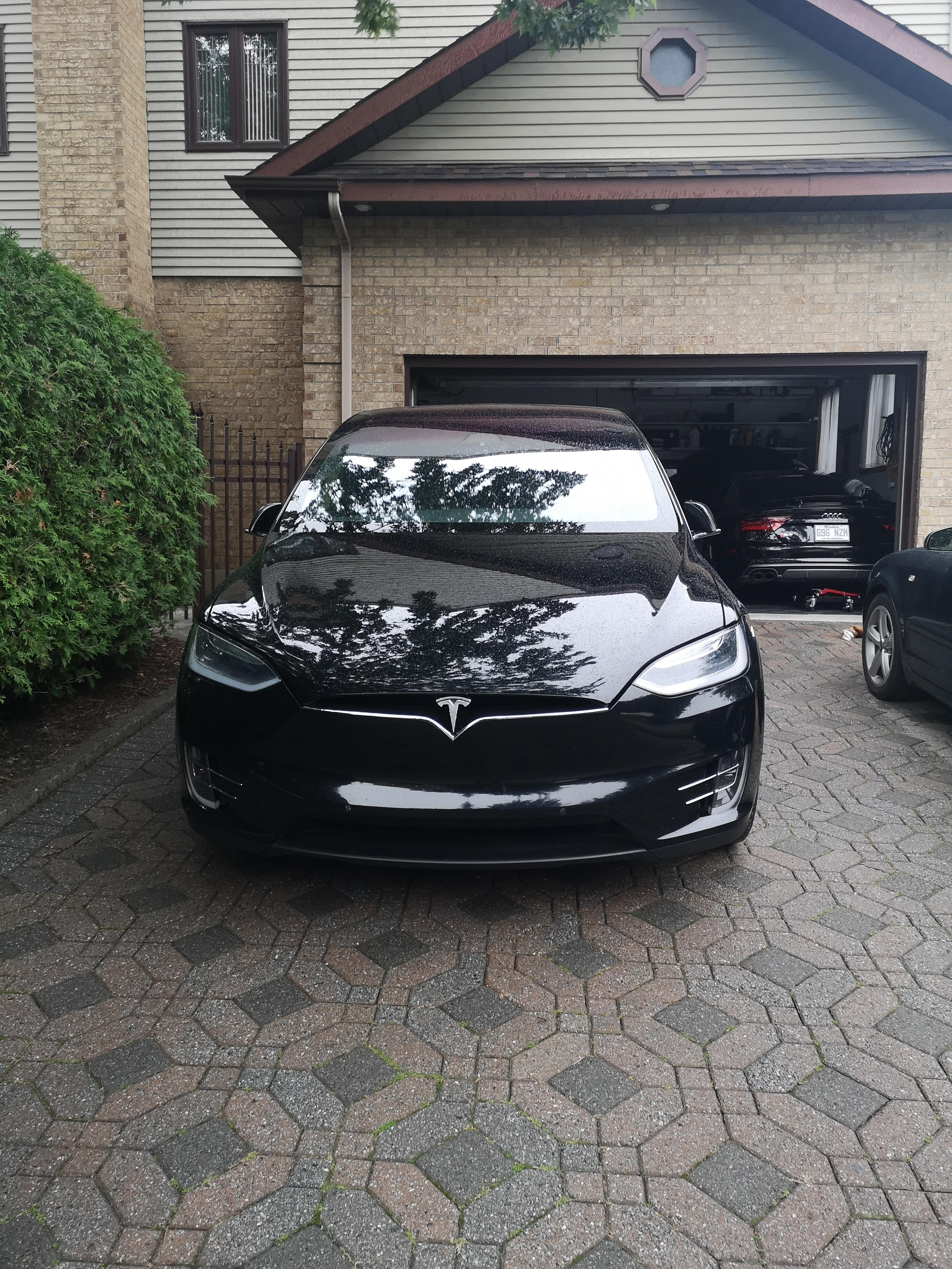 Tesla Model X 2016 à 