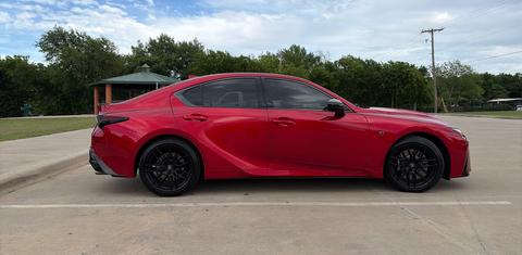 Lexus IS 2024