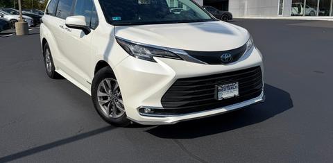 Toyota Sienna 2021
